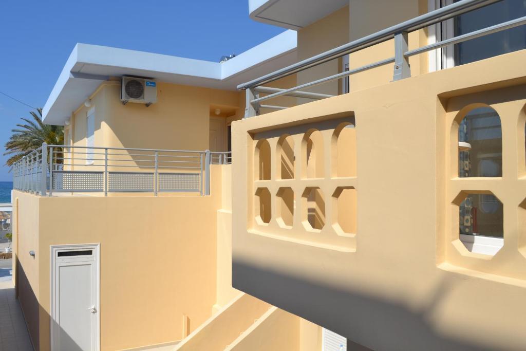 4S Beach Superior Apartments Сталіда Екстер'єр фото