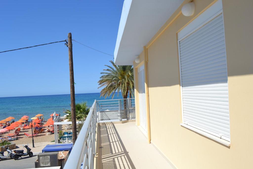 4S Beach Superior Apartments Сталіда Екстер'єр фото